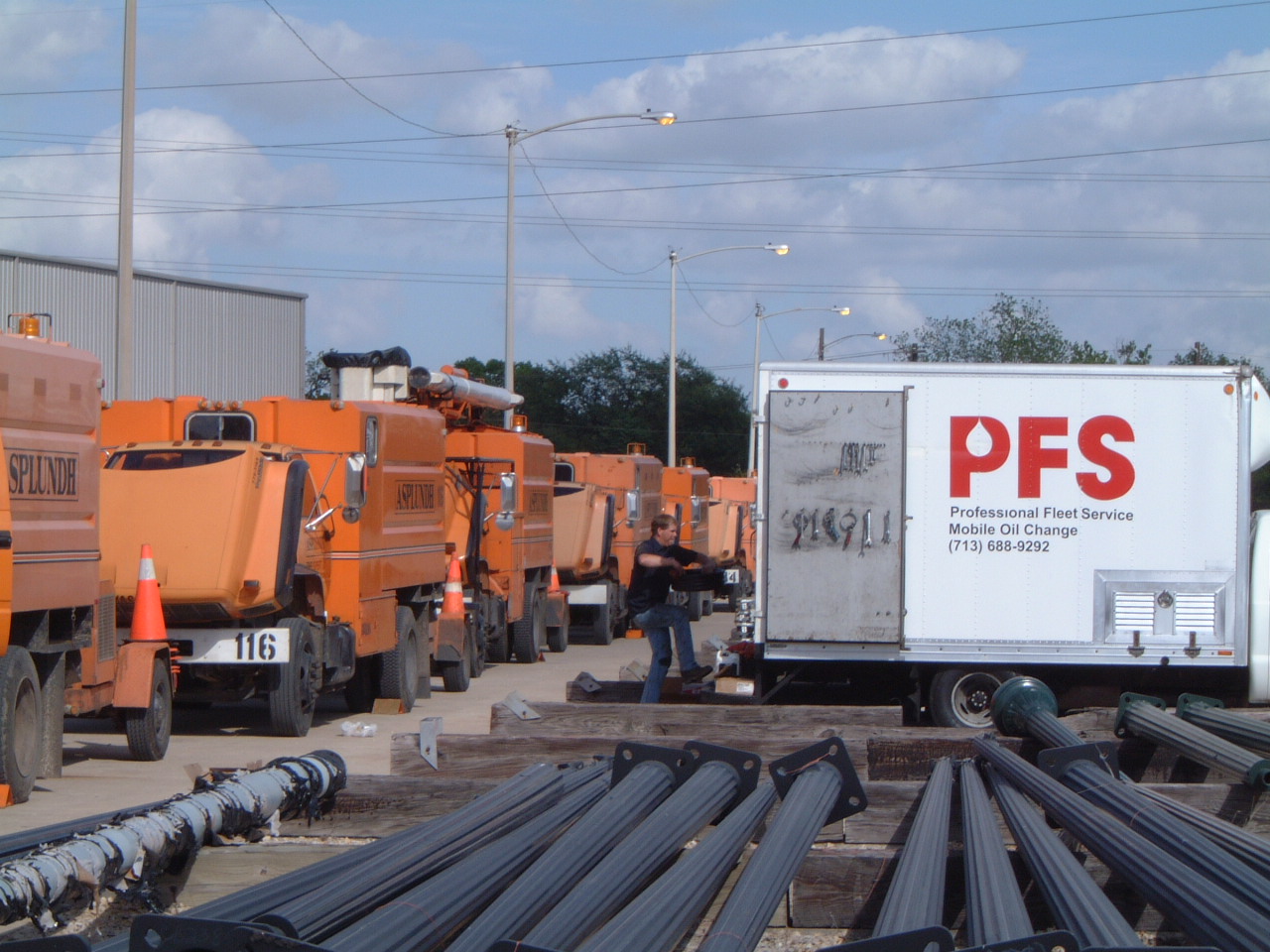 Perform Service Fleet Vehicles